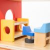 Barvno leseno pohištvo za otroško igro